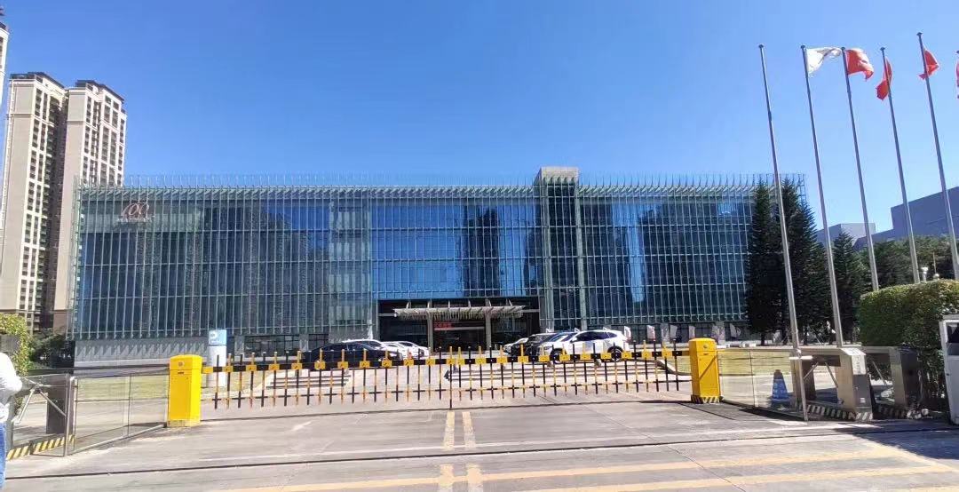 敏华控股生产线